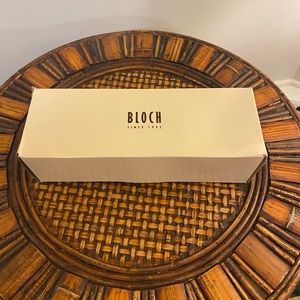 Brand New Signature Rehearsal Pointe Shoes